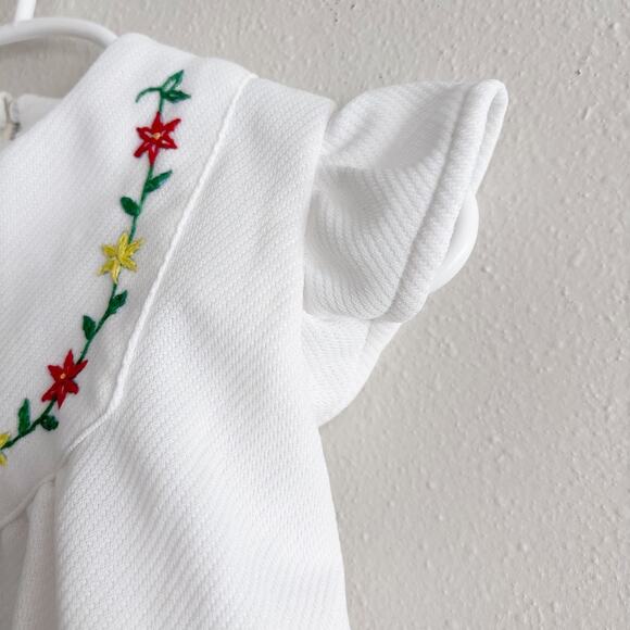 Vintage Baby White Dress Sz 18-24 mo Embroidered Ruffle Sleeves Tie Back 70s 80s - Picture 2 of 7